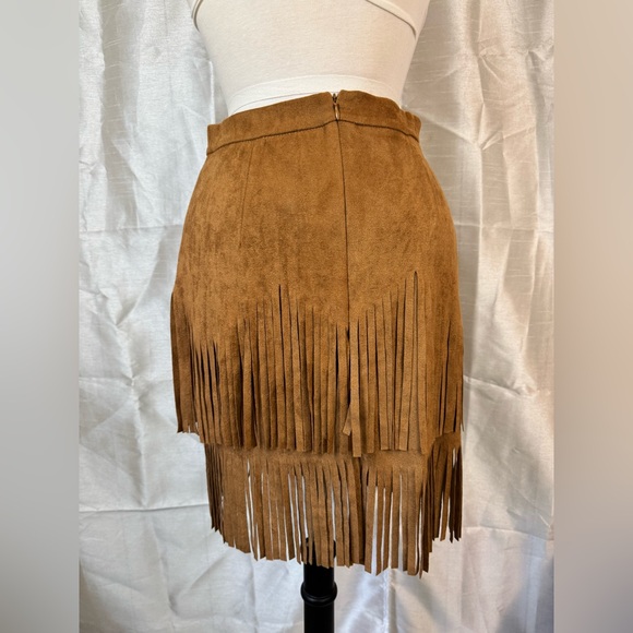 SHEIN Tan Fringe Mini Skirt - Picture 3 of 6